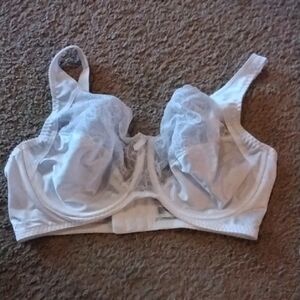 Vassarette White Lace Bra 75-822 38D